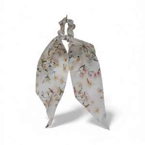 NWOT Floral Print Scrunchie Hair Scarf – Elegant Ribbon Tie Accessory